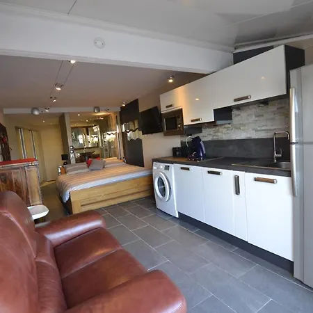 Naturiste Captive Heliopolis Fg 13 Apartment